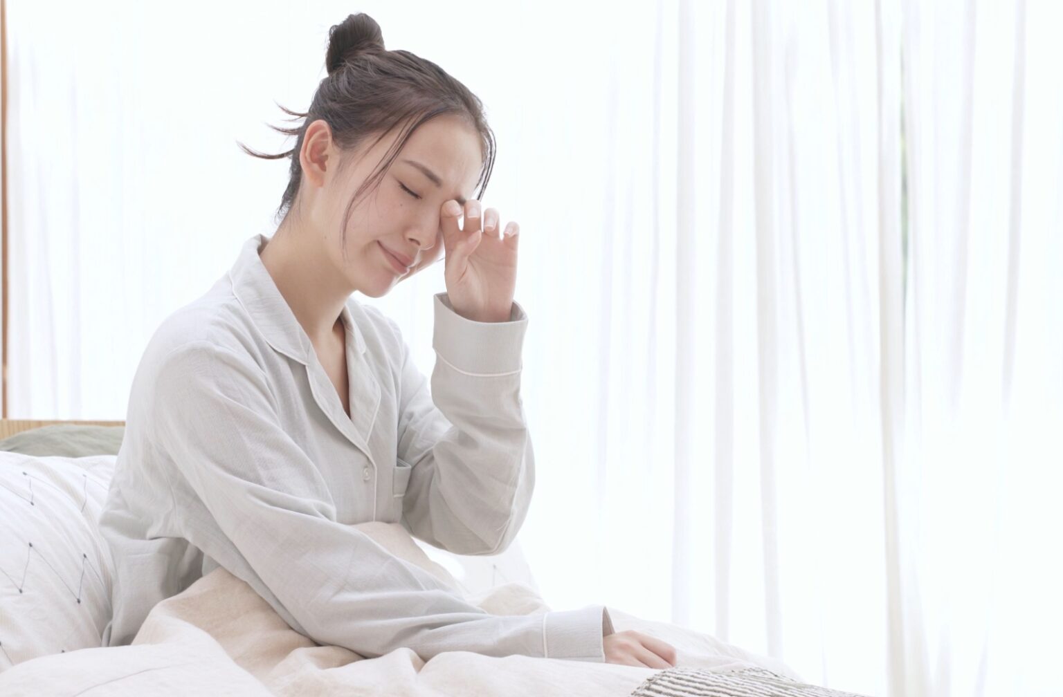 Why Do My Eyes Hurt When I Wake Up? Envision Eye Care