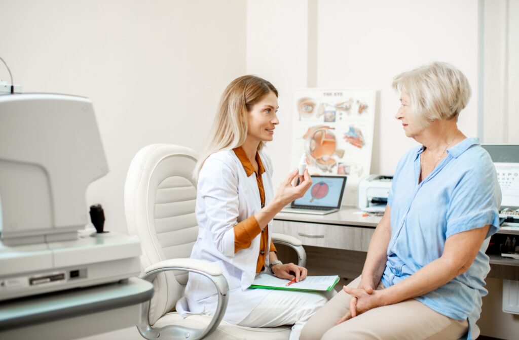 An eye doctor talking to a patient with glaucoma